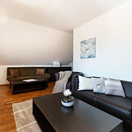 Penthouse аpartment Panoramic , Mountain Views Daire *