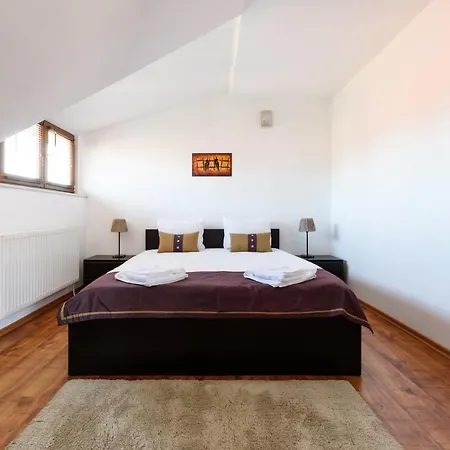 Penthouse аpartment Panoramic , Mountain Views Daire